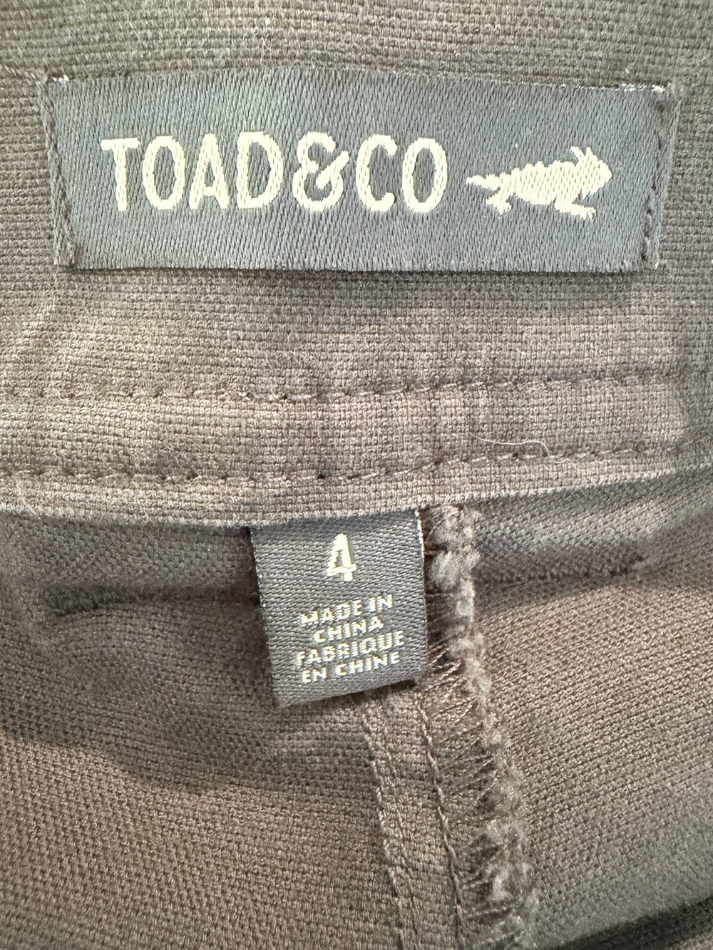 Toad & Co. EarthWorks Ankle Pants. Dark Graphite. Size 4. NWT. 28” inseam. - Picture 6 of 10